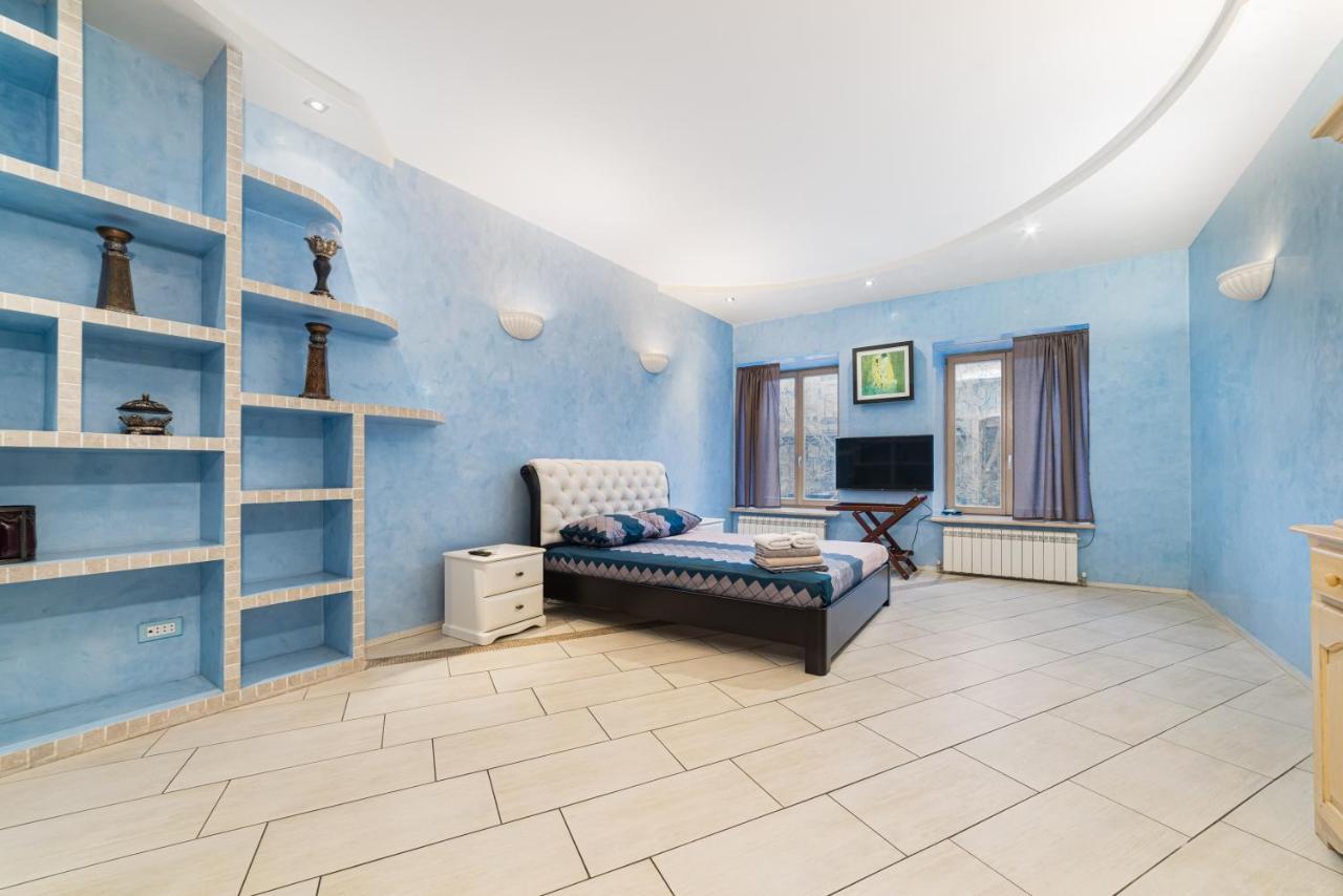 Classical Deribasivska 3-Bedrooms Apartment Odessa Ngoại thất bức ảnh